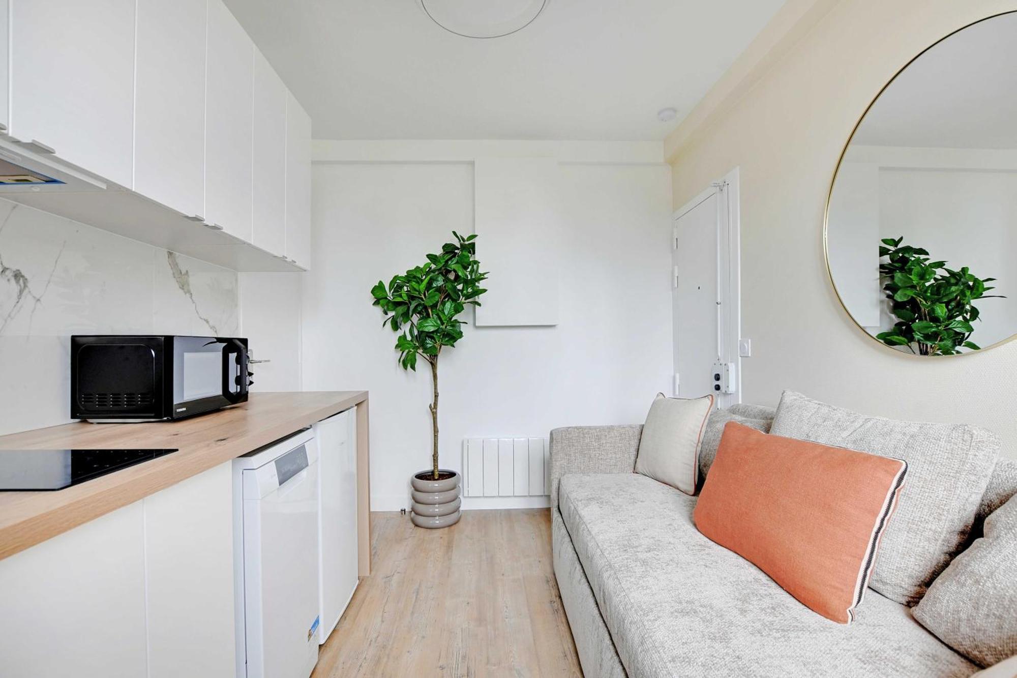 Cosy Apartment - 1Bdr For 3P - Иври сюр Сен Екстериор снимка
