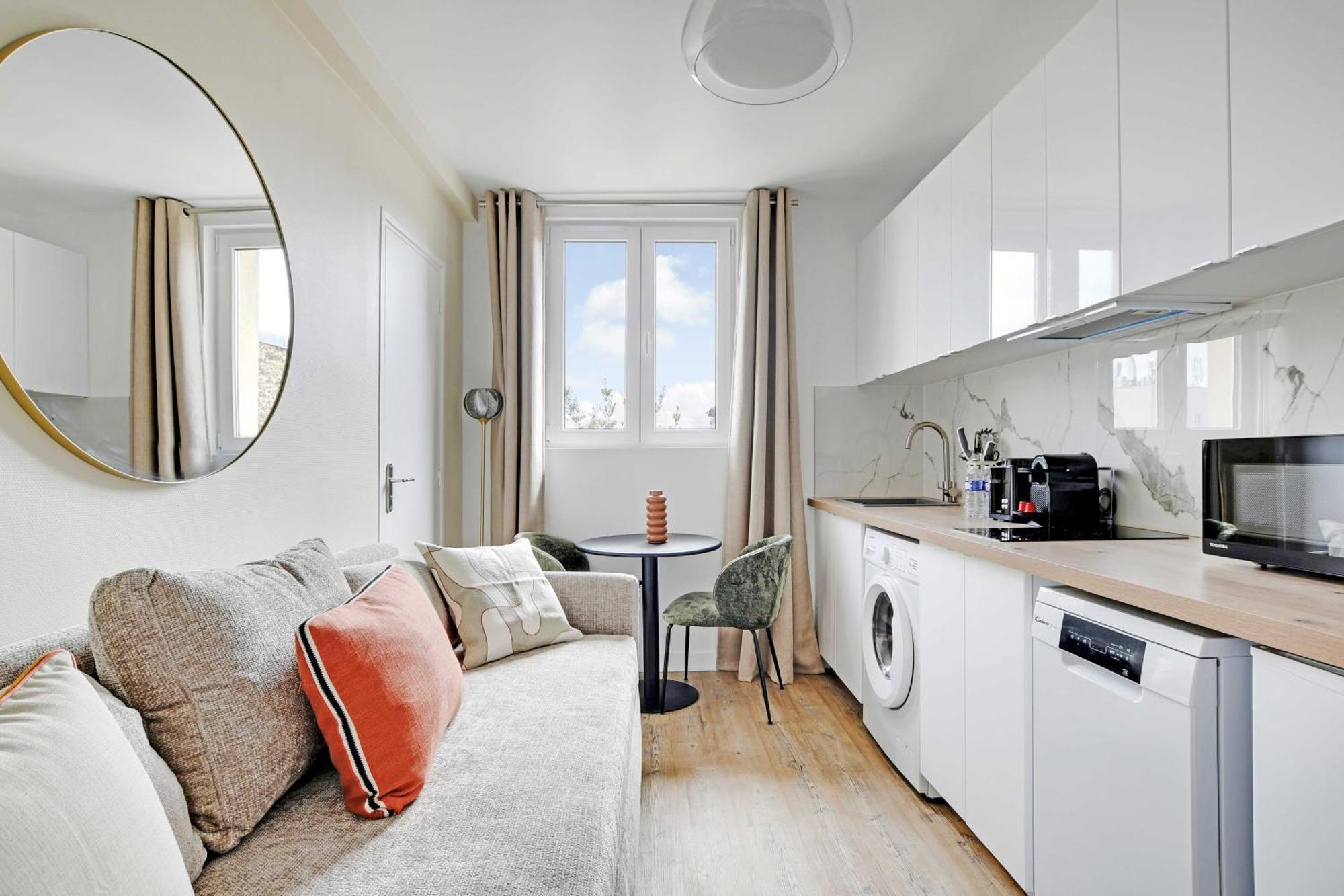 Cosy Apartment - 1Bdr For 3P - Иври сюр Сен Екстериор снимка
