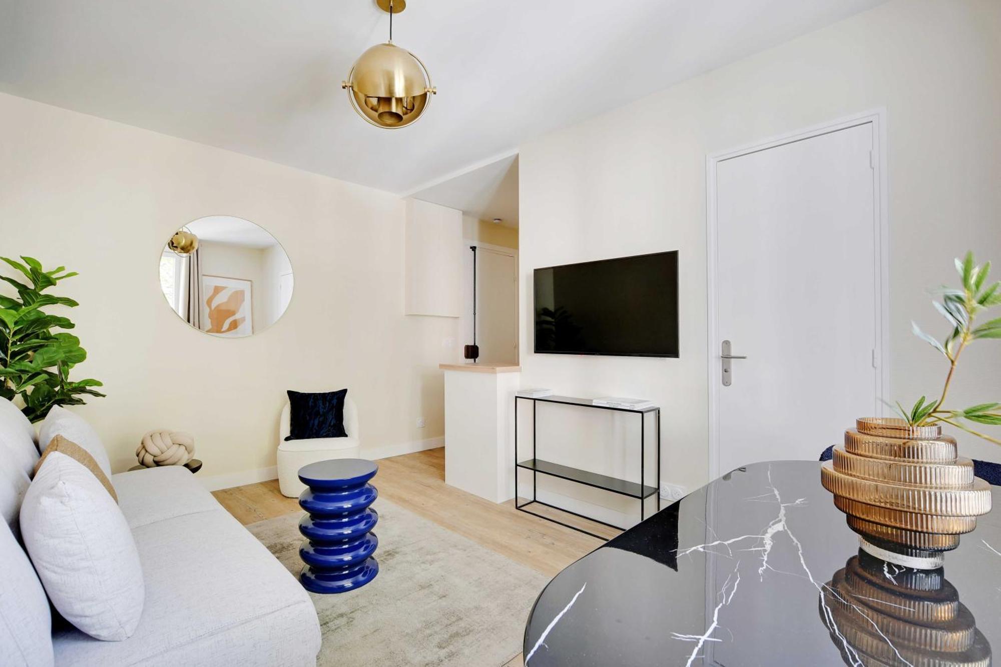 Cosy Apartment - 1Bdr For 3P - Иври сюр Сен Екстериор снимка