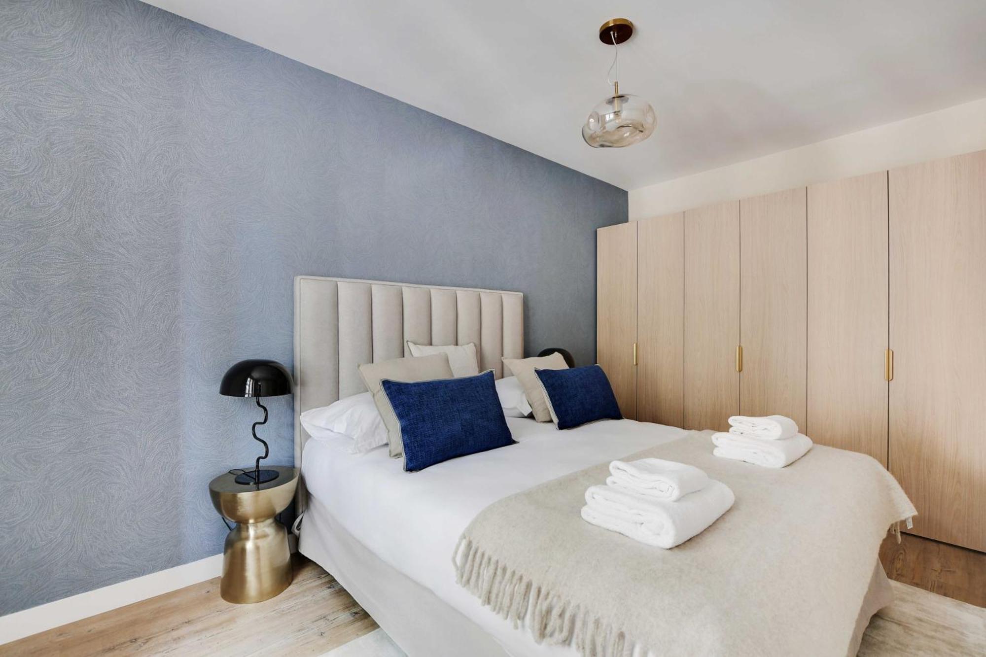 Cosy Apartment - 1Bdr For 3P - Иври сюр Сен Екстериор снимка