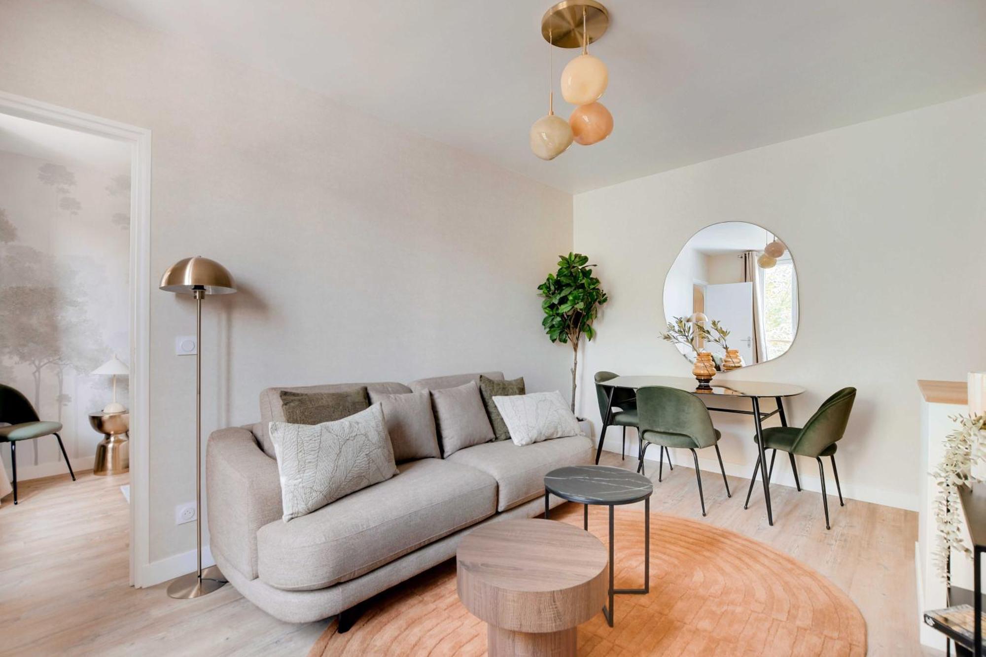 Cosy Apartment - 1Bdr For 3P - Иври сюр Сен Екстериор снимка