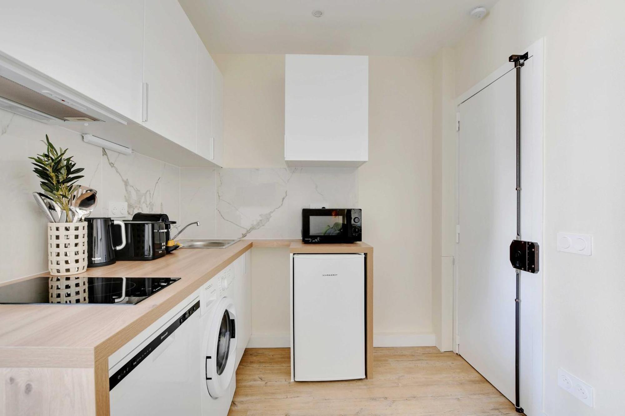 Cosy Apartment - 1Bdr For 3P - Иври сюр Сен Екстериор снимка