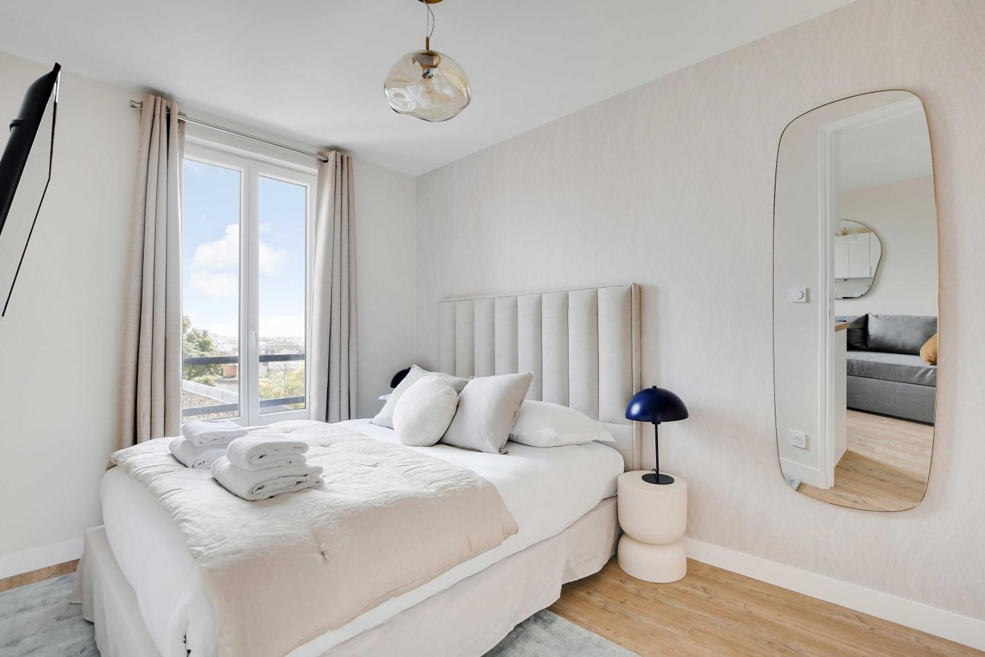 Cosy Apartment - 1Bdr For 3P - Иври сюр Сен Екстериор снимка