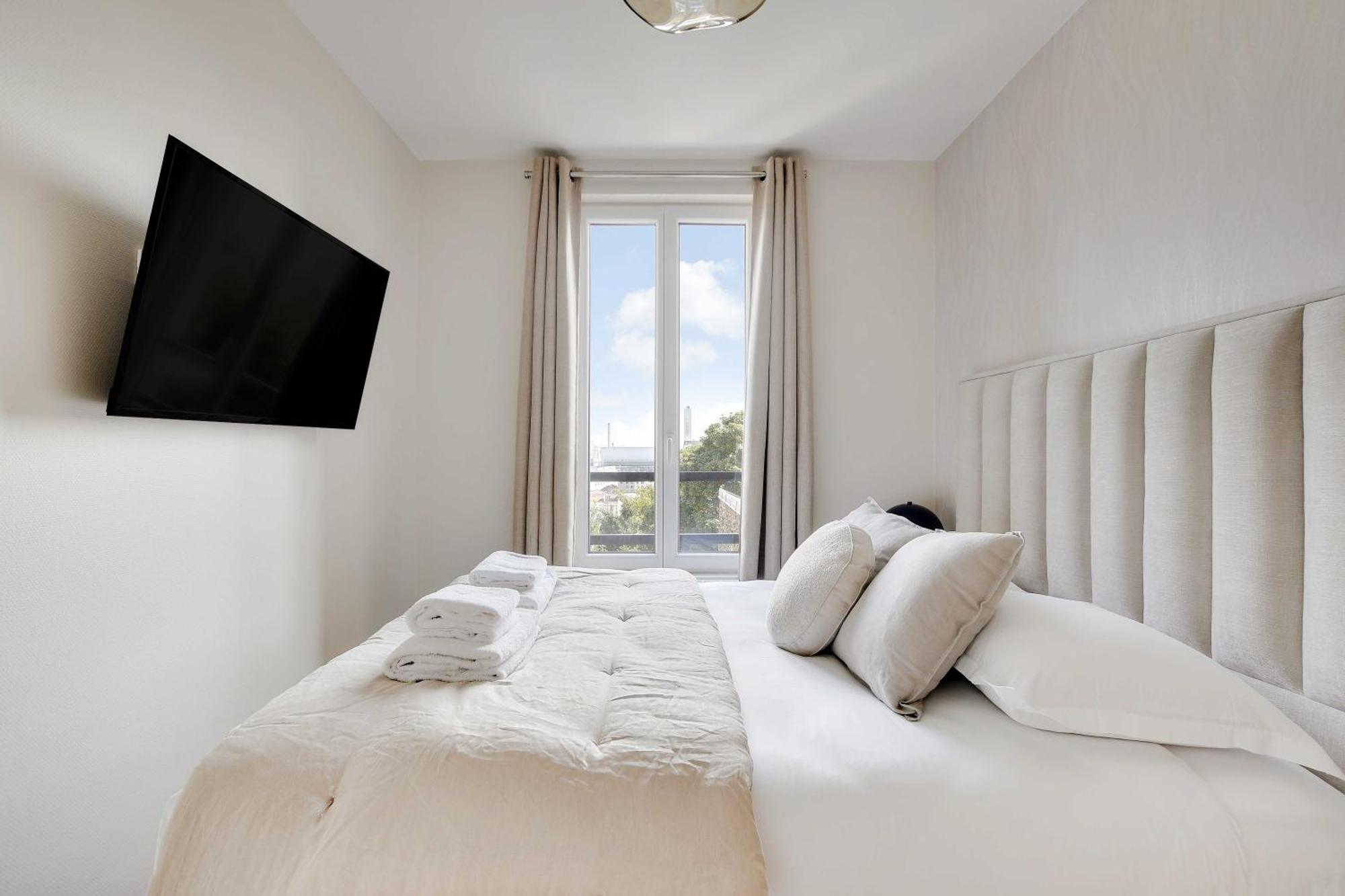 Cosy Apartment - 1Bdr For 3P - Иври сюр Сен Екстериор снимка