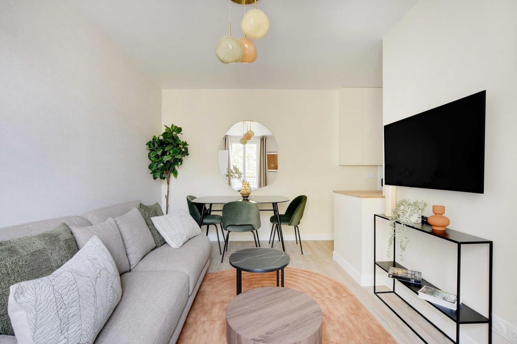 Cosy Apartment - 1Bdr For 3P - Иври сюр Сен Екстериор снимка