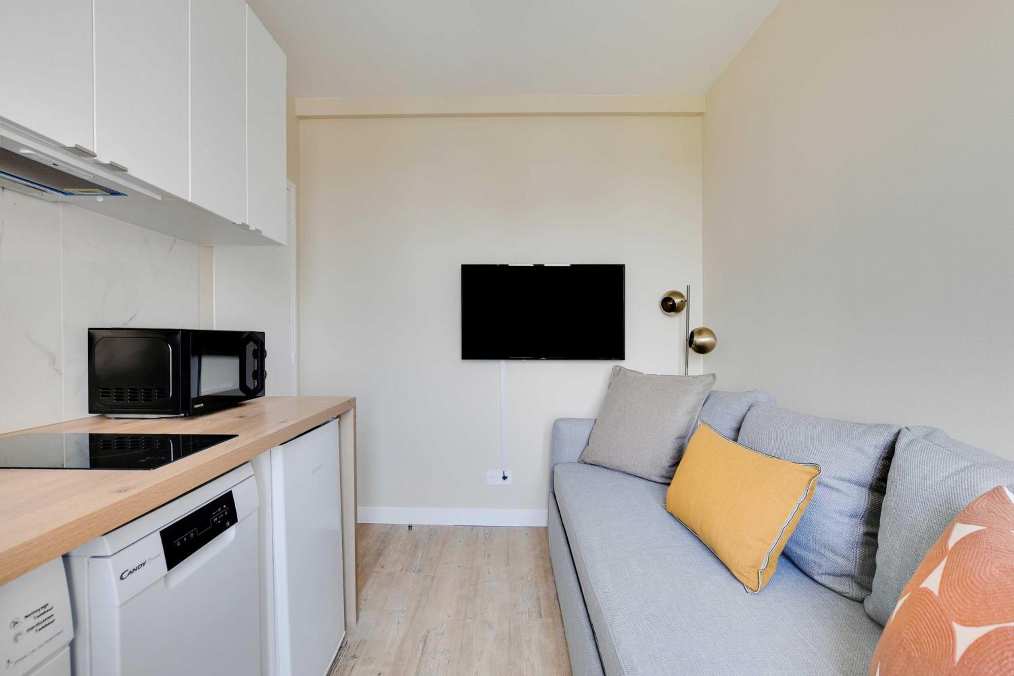 Cosy Apartment - 1Bdr For 3P - Иври сюр Сен Екстериор снимка